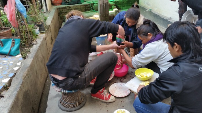 AND NO - we do not have a sausage machine. Instead we used the top part of a Sprite Magnum bottle. Very easy to use. So very soon we will make our own Tings Sausages... 20141221_114605